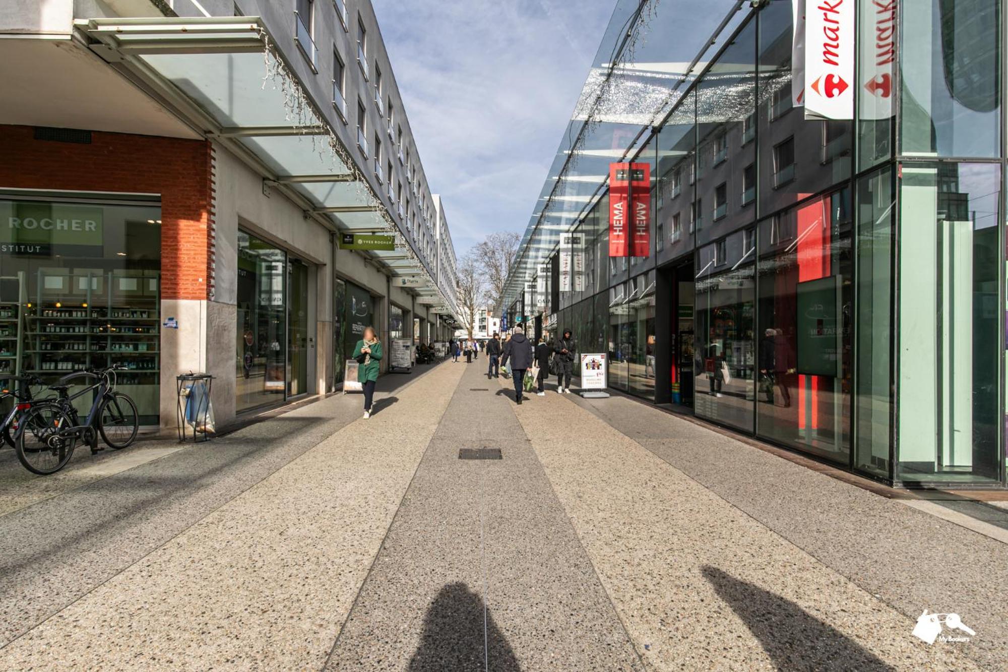 Mba Splendide Appart - Girardot - Montreuil Centre Экстерьер фото